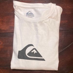 Large Long Sleeve quicksilver white t shirt